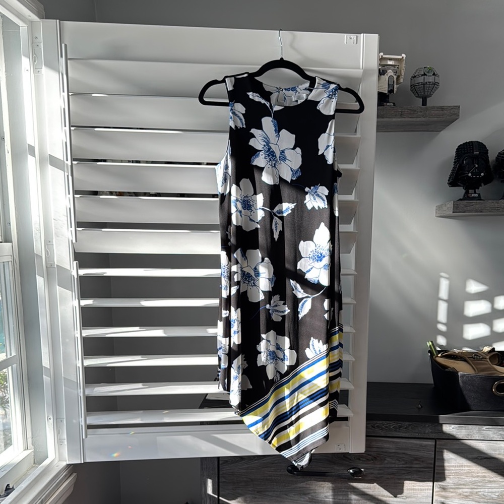 Floral Sleeveless Dress - Black and White